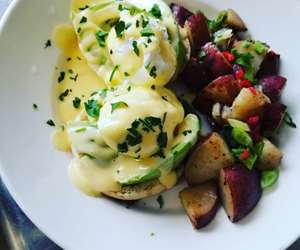 eggs benedict with avocado